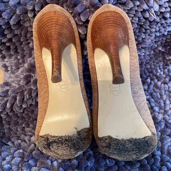 Used-Steve Madden Gold and Tan Peep toe heels - Picture 6 of 7